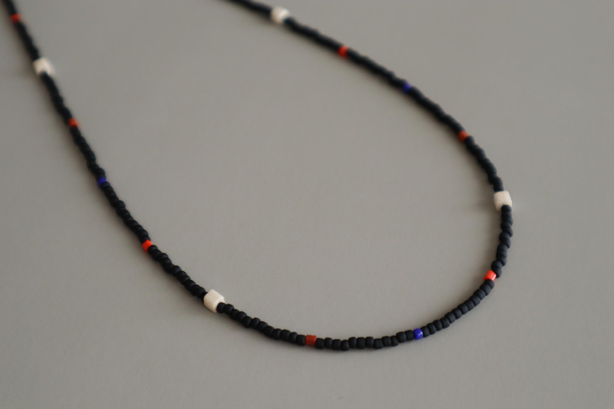 sento（セント）大人カラービーズネックレス