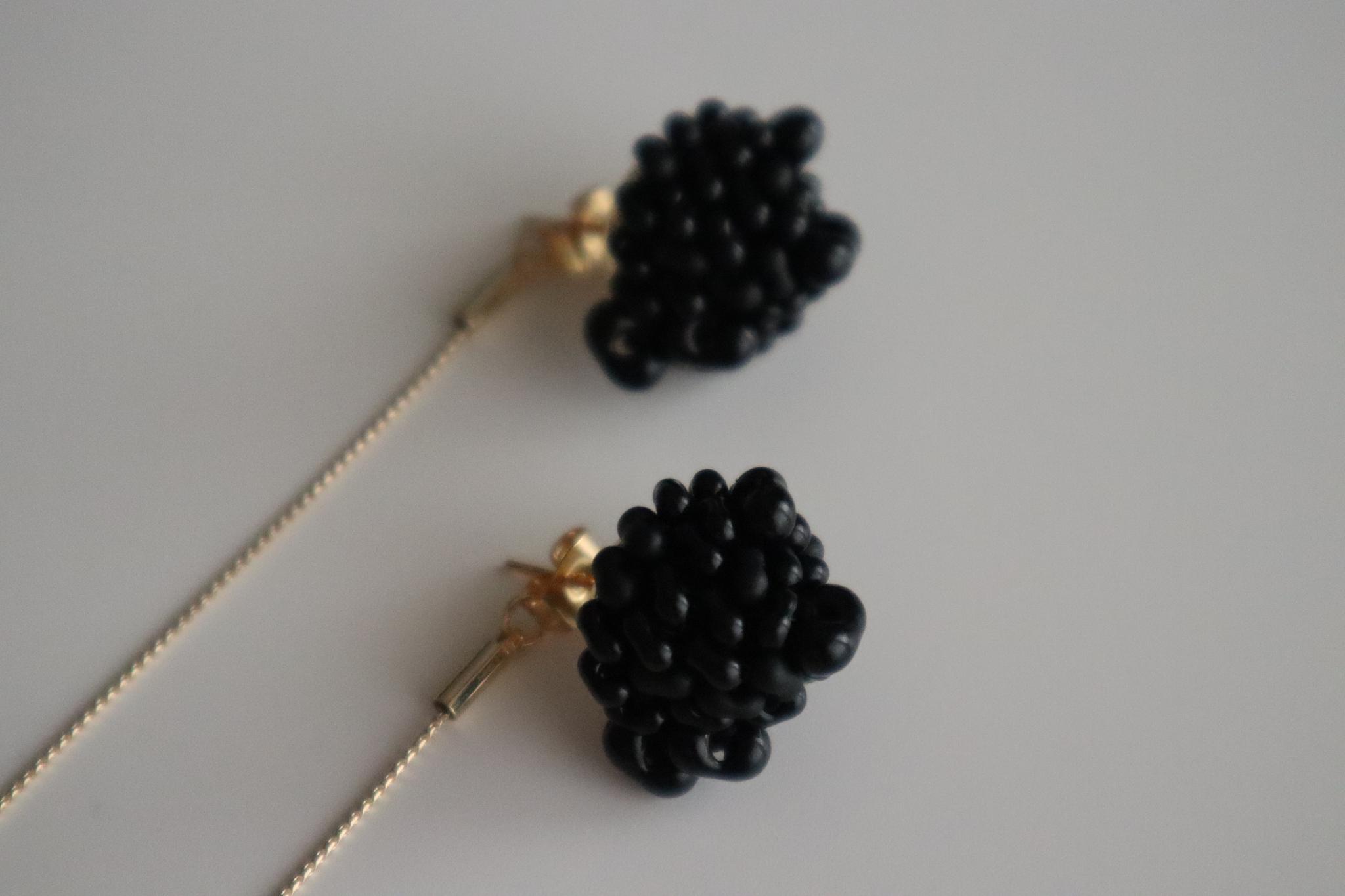 チェコビーズ&ゴールドチェーンピアス/イヤリング　black | 6枚目