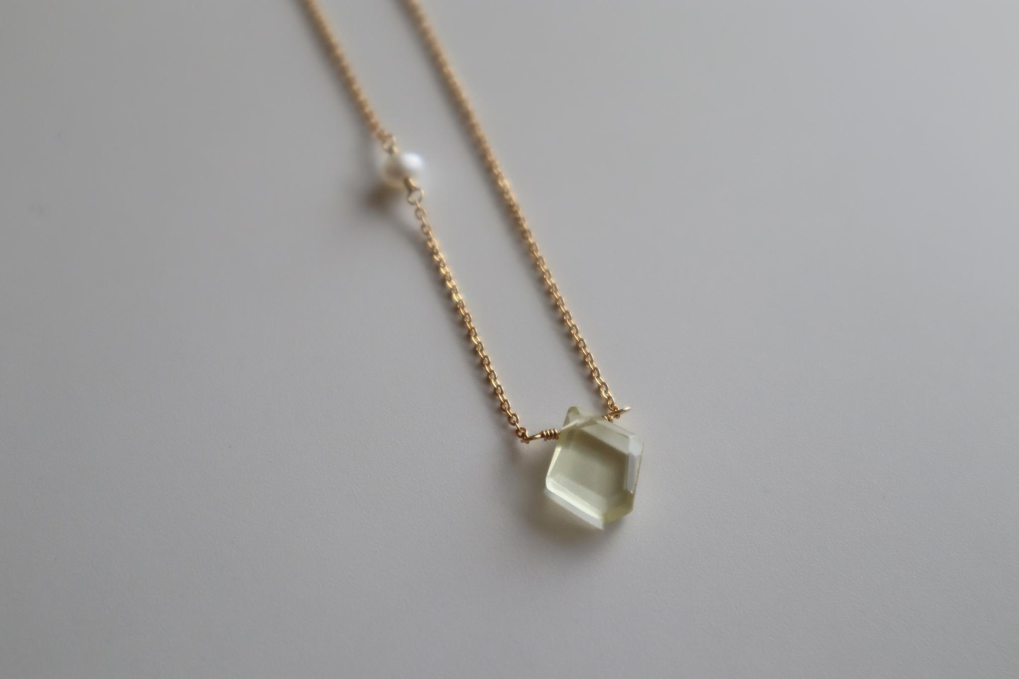 14KGF レモンクォーツ×淡水パール 一粒ネックレス 42cm|透明感・華奢・大人シンプル | 2枚目