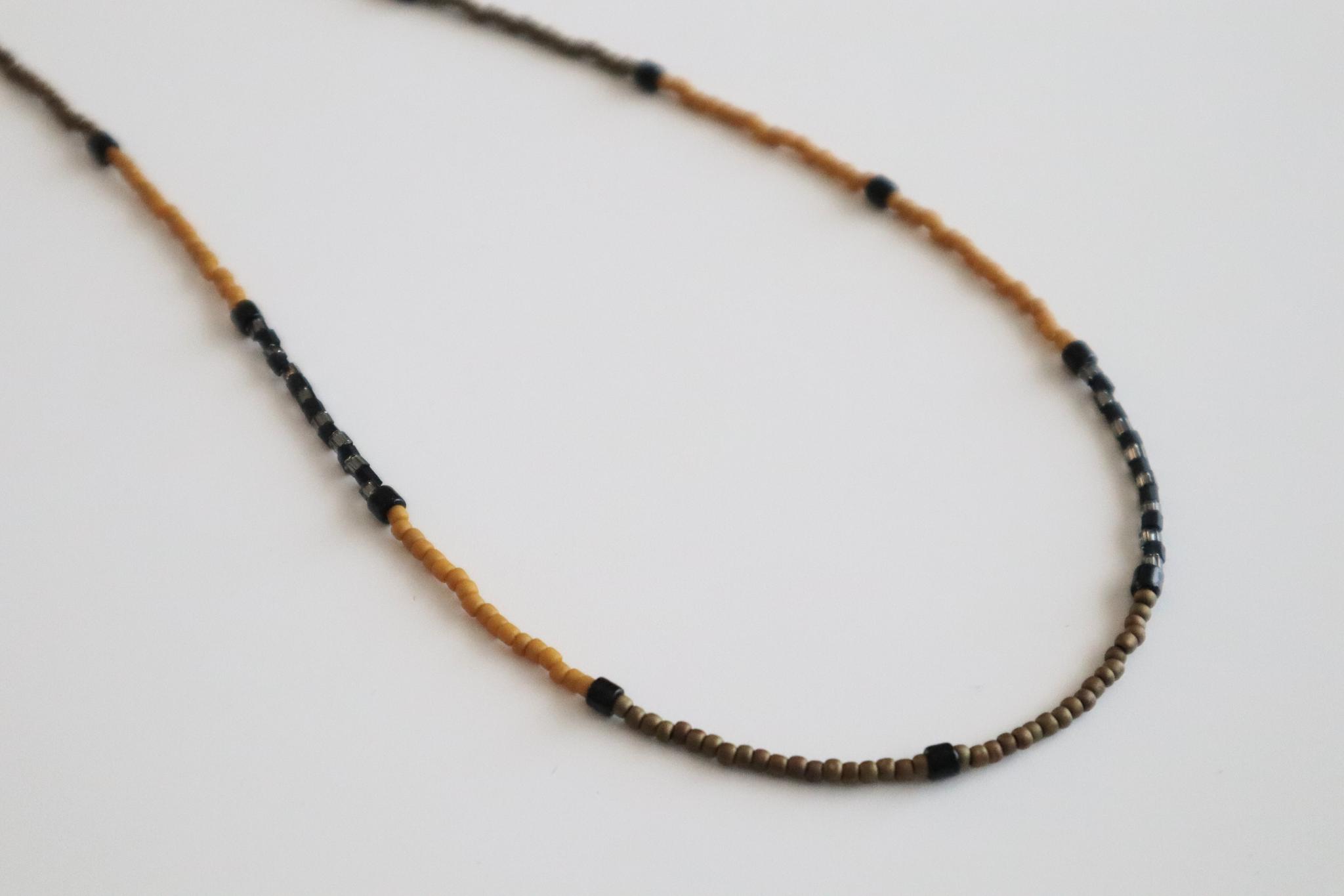 musta(ムスタ)大人カラービーズネックレス | 2枚目